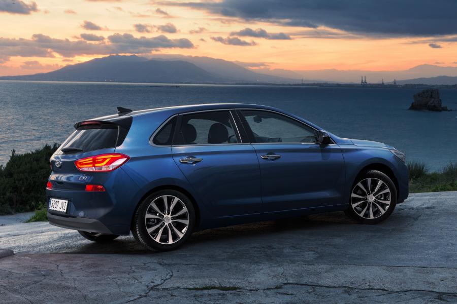  Hyundai i30 2017 года  (фото 7 из 43)